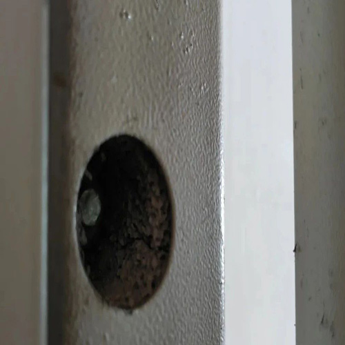 鋼質防火門灌漿是(圖1) 鋼質防火門門框填充.jpg