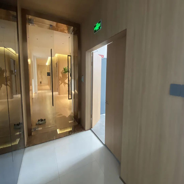 防火門一般價(jià)格(圖1) 防火門木質(zhì)效果.jpg