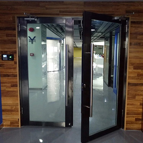 玻璃防火門樓道.jpg